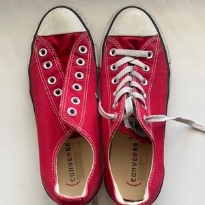 RED CONVERSE (one without laces)